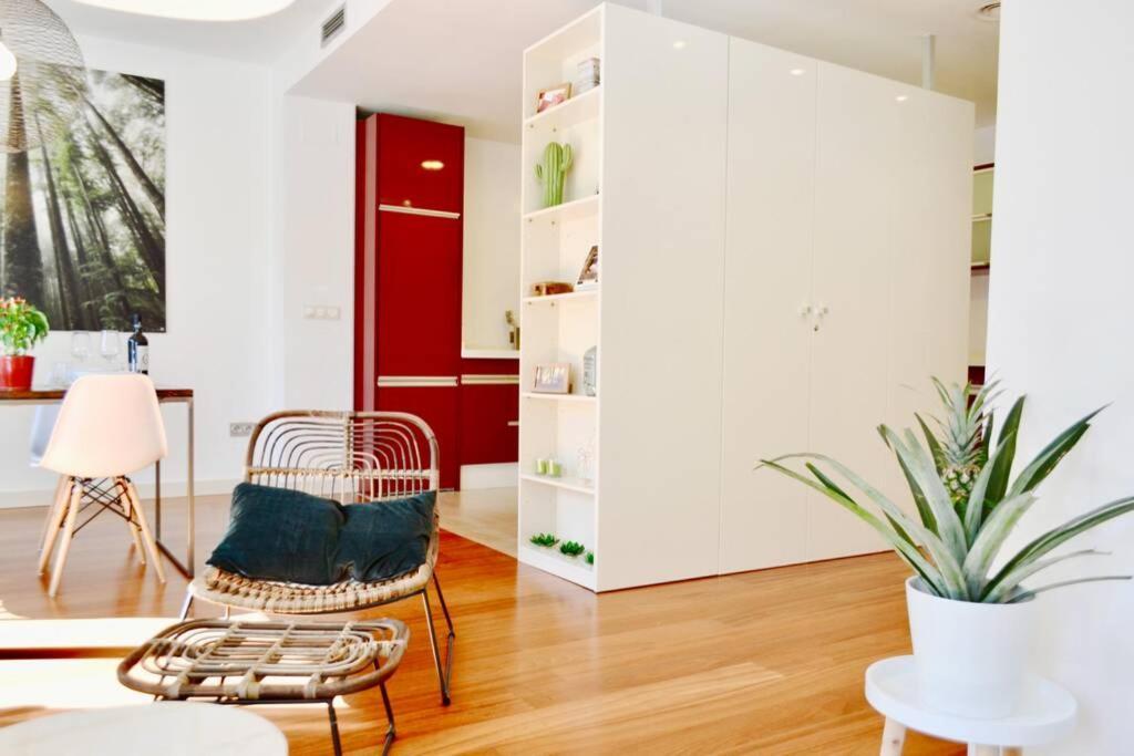 Hola Valencia - Holiday Apartments Luaran gambar